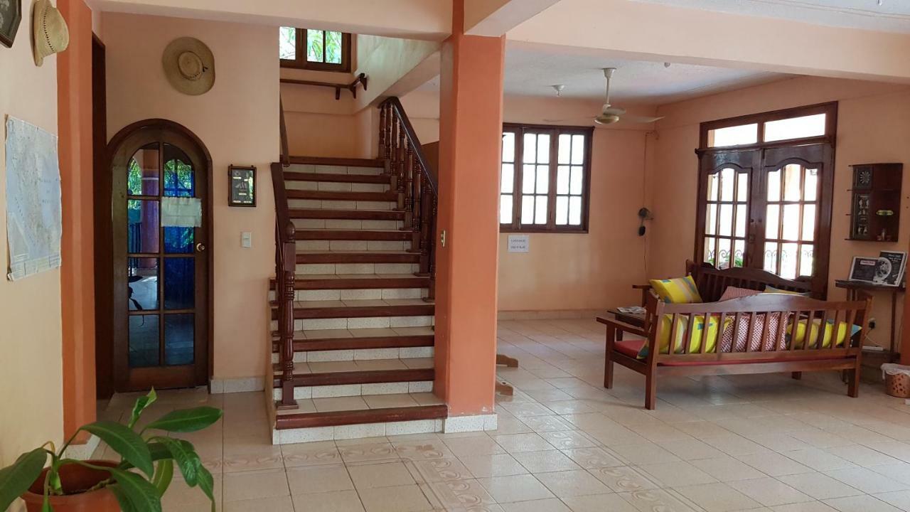 Villa Mango Hostel Puerto Escondido  Eksteriør bilde