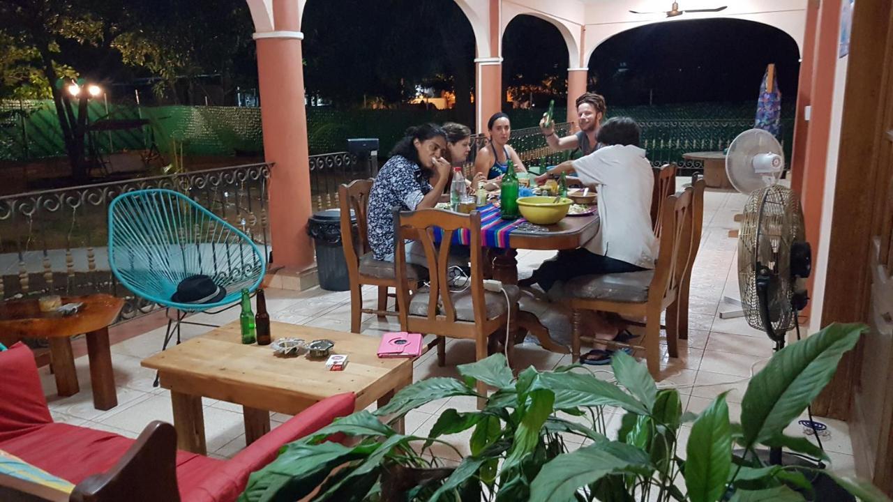 Villa Mango Hostel Puerto Escondido  Eksteriør bilde